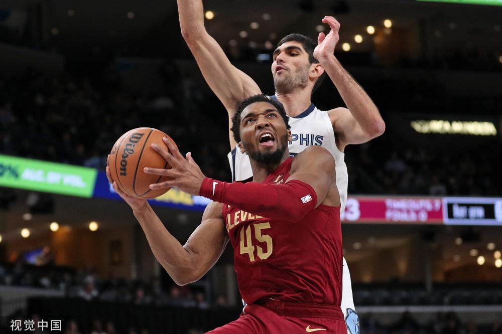 出人意料 出人意料