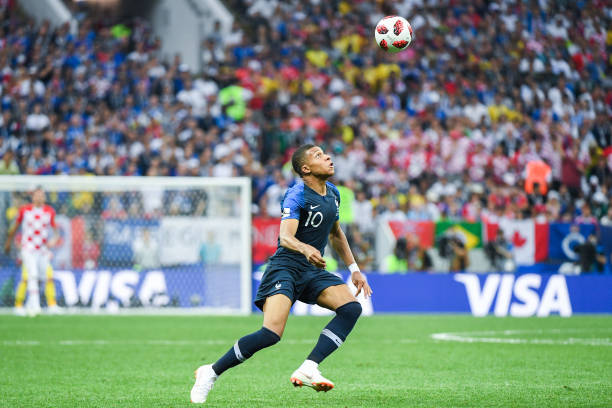 她们都表现 她们都表现